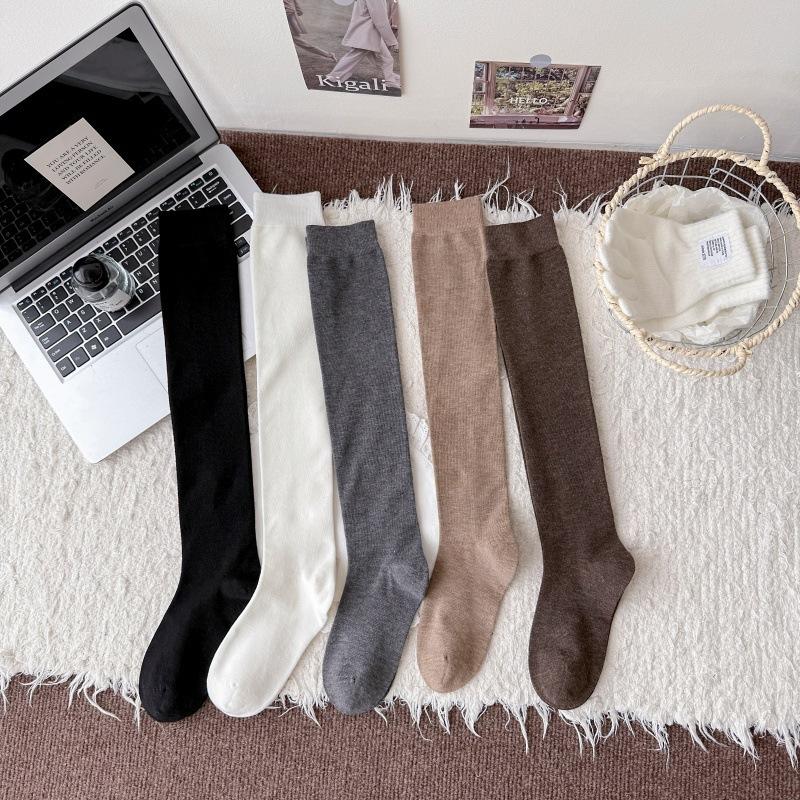

Gentle Wear Over Knee Wool Socks Maillard Vintage Stacking Socks Women S Warm Lazy Calf Socks one size чорний