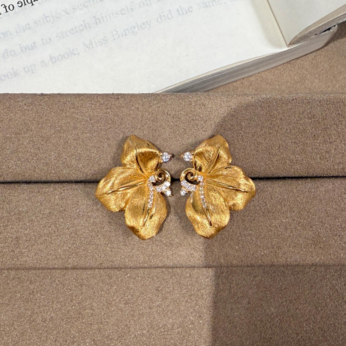 Antique gold craftsm diamonds inlaid petal earrings for women brushed butterfly orchid earring retro charm banquet  gift