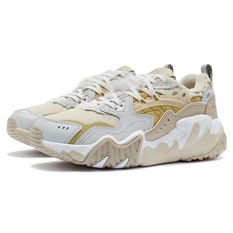 Li Ning Cat Paw Lite Slip Resistant, Abrasion Resistant, Breathable Low Top Running Shoes Women's Milk Candies Yellow AGCR230-3