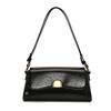 Premium texture retro niche bag women's 2025 new autumn and winter versatile messenger bag single shoulder underarm bag method stick bag