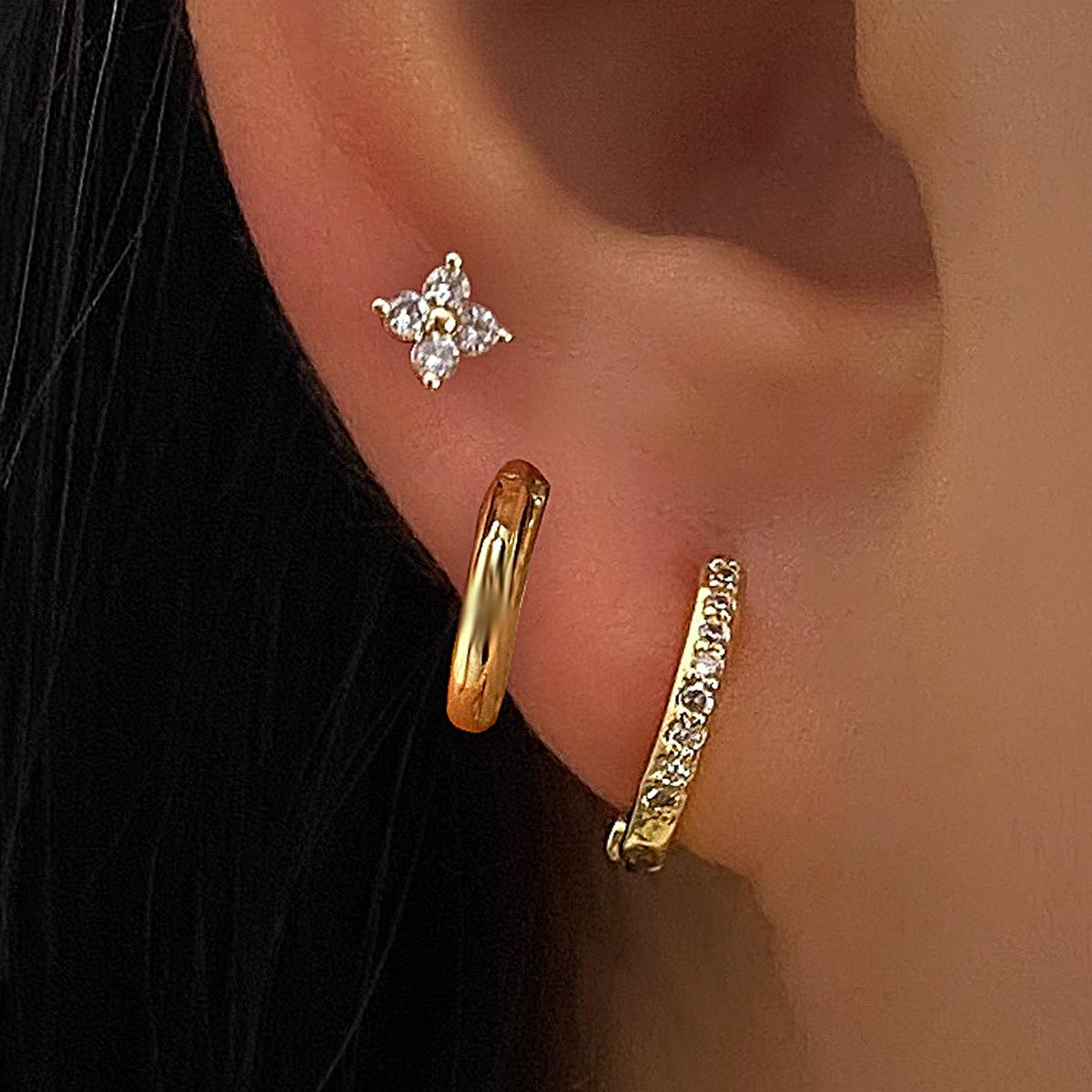 Elegant Rhinestone Bowknot Geometric Stud Earrings – High-End Fashion Jewelry