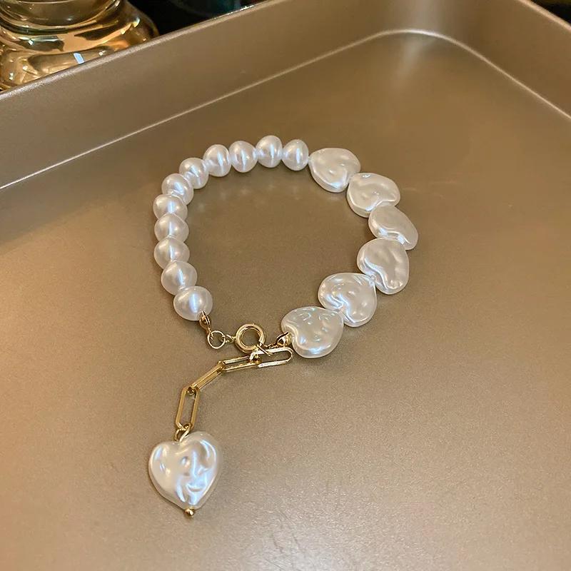 

Irregularity Multilayer Baroque Pearl Chain Bracelet for Women Wedding Bridal Kpop Luxury Beaded Heart Bracelets Couple Jewelry