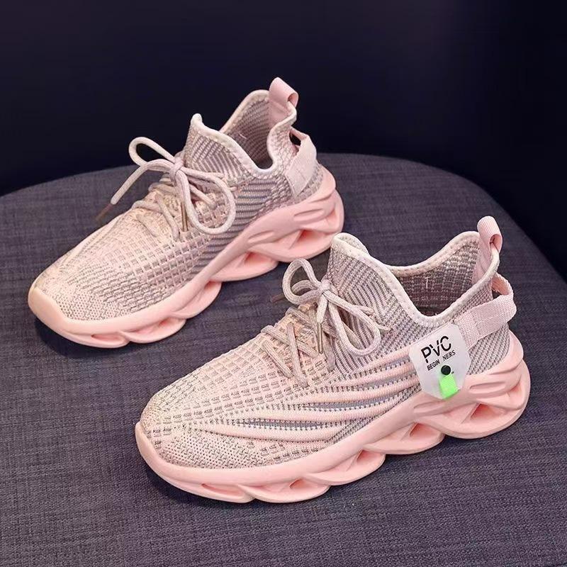 Sommer neue Mode Mädchen fliegende gewebte atmungsaktive Schuhe Damen Freizeit Mesh Schuhe Studenten Laufschuhe