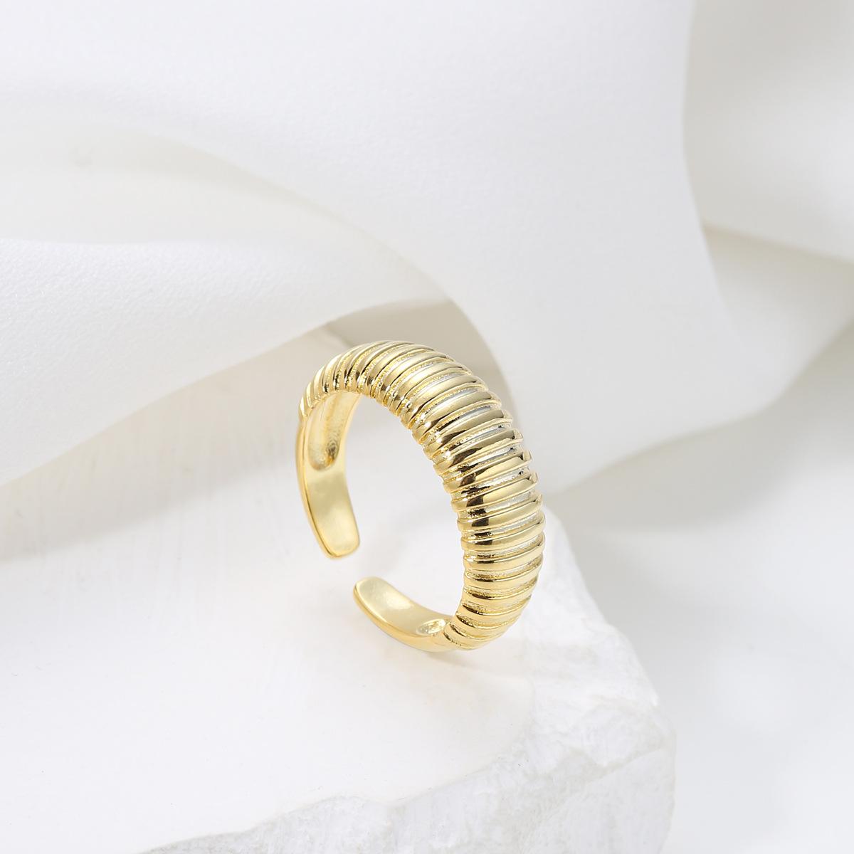 

ins Korean version of high-end ring, personalized wavy pattern retro simple ring, fashionable opening adjustable ring Opening adjustable