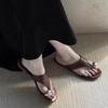 Sheepskin version~ French metal pinch flip-flops for summer wear 2025 new flat-bottomed holiday beach sandals