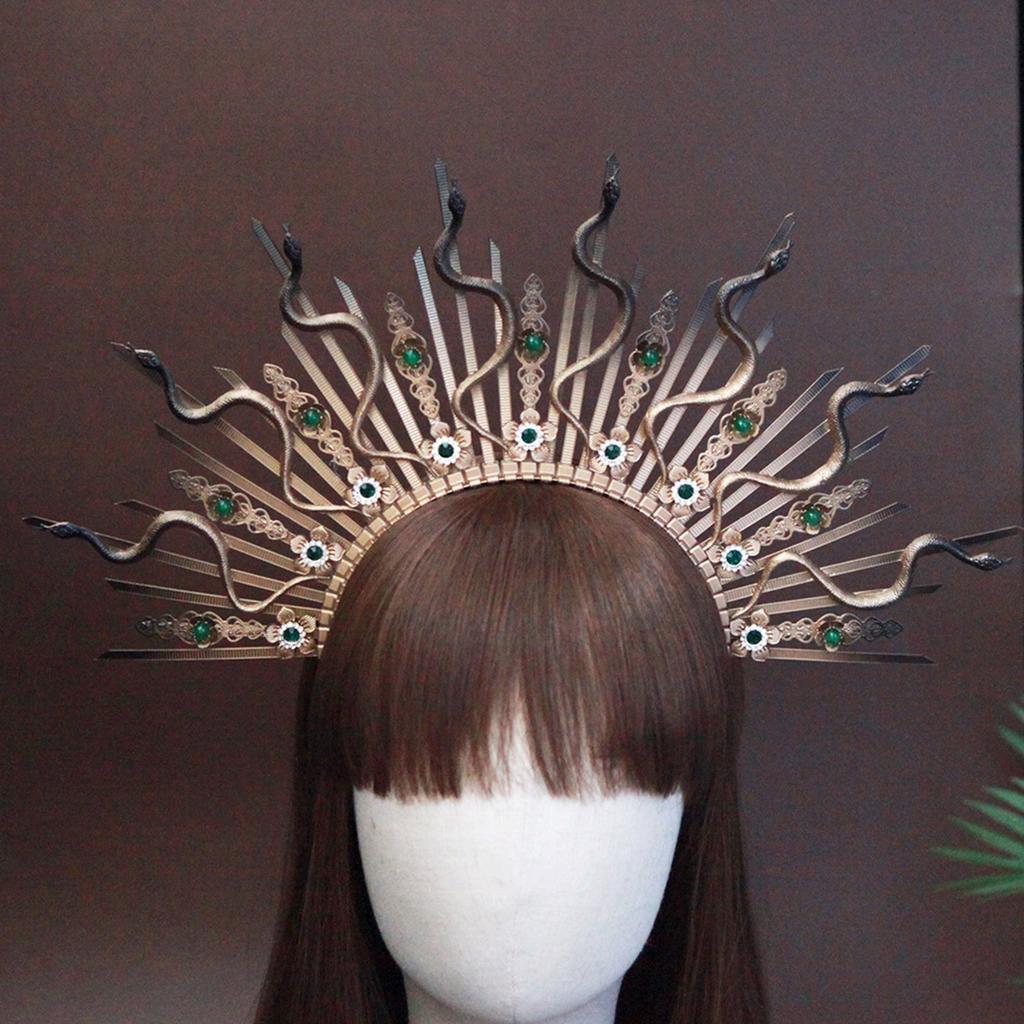 Adjustable Snake Head Crown Hair Accessory for Women Perfect for Adding a Touch of Mythical Charm to Any Styles Outfit