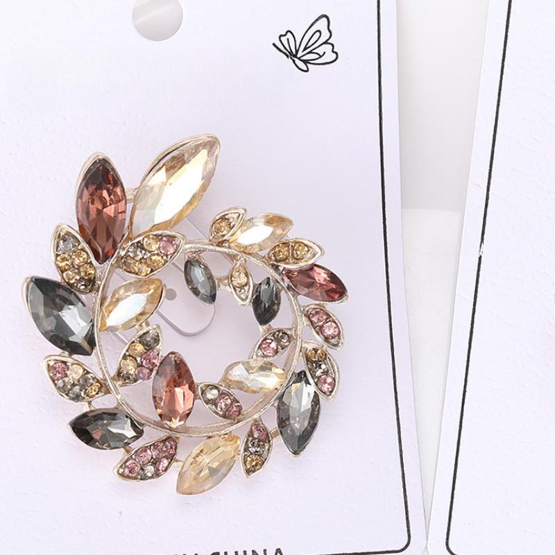 Exquisite High End Glass Crystal Wheat Ear Wreath Brooch Women'S Suit Suit Accessories Elegant Temperament Retro Corsage