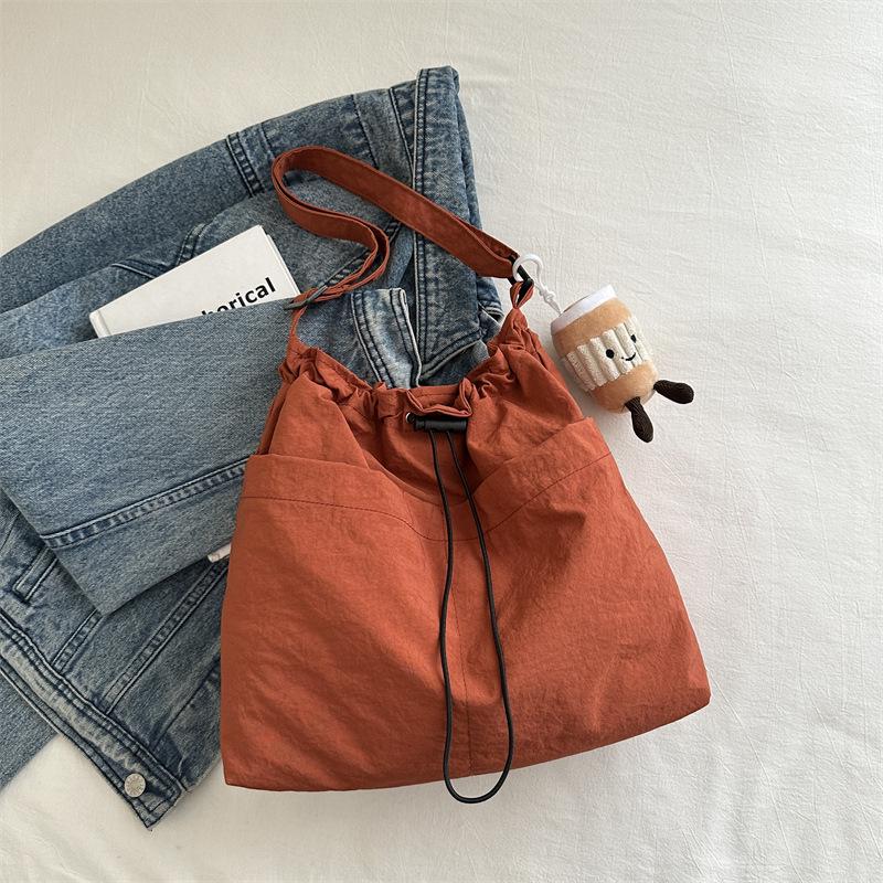 Casual Women's Large Capacity Crossbody Tote Bag with Zipper & Drawstring for Commuting & Sports