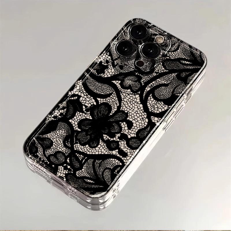 

Red Lace Pattern Phone Case For Samsung Galaxy S26 S23 S24 S22 S25 Ultra Plus Cover For Galaxy S25+ S24+ S23+ S26+ S22+ Fundas Galaxy S24Ultra