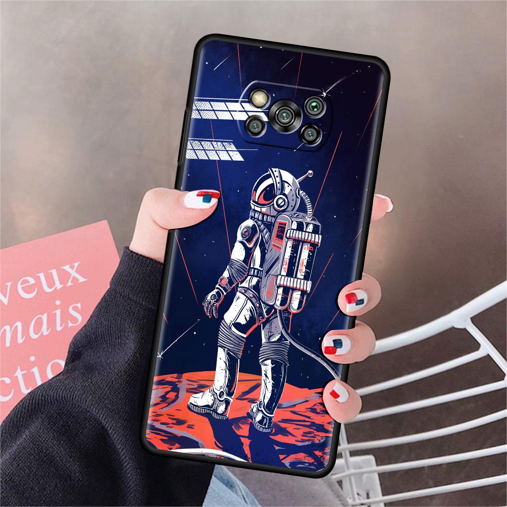 Case For Xiaomi Mi Poco X3 NFC X4 Pro F3 F4 GT M4 M3 F1 C40 11 Lite 11T Soft Silicone Funda Phone Cover Cool Lonely Astronaut