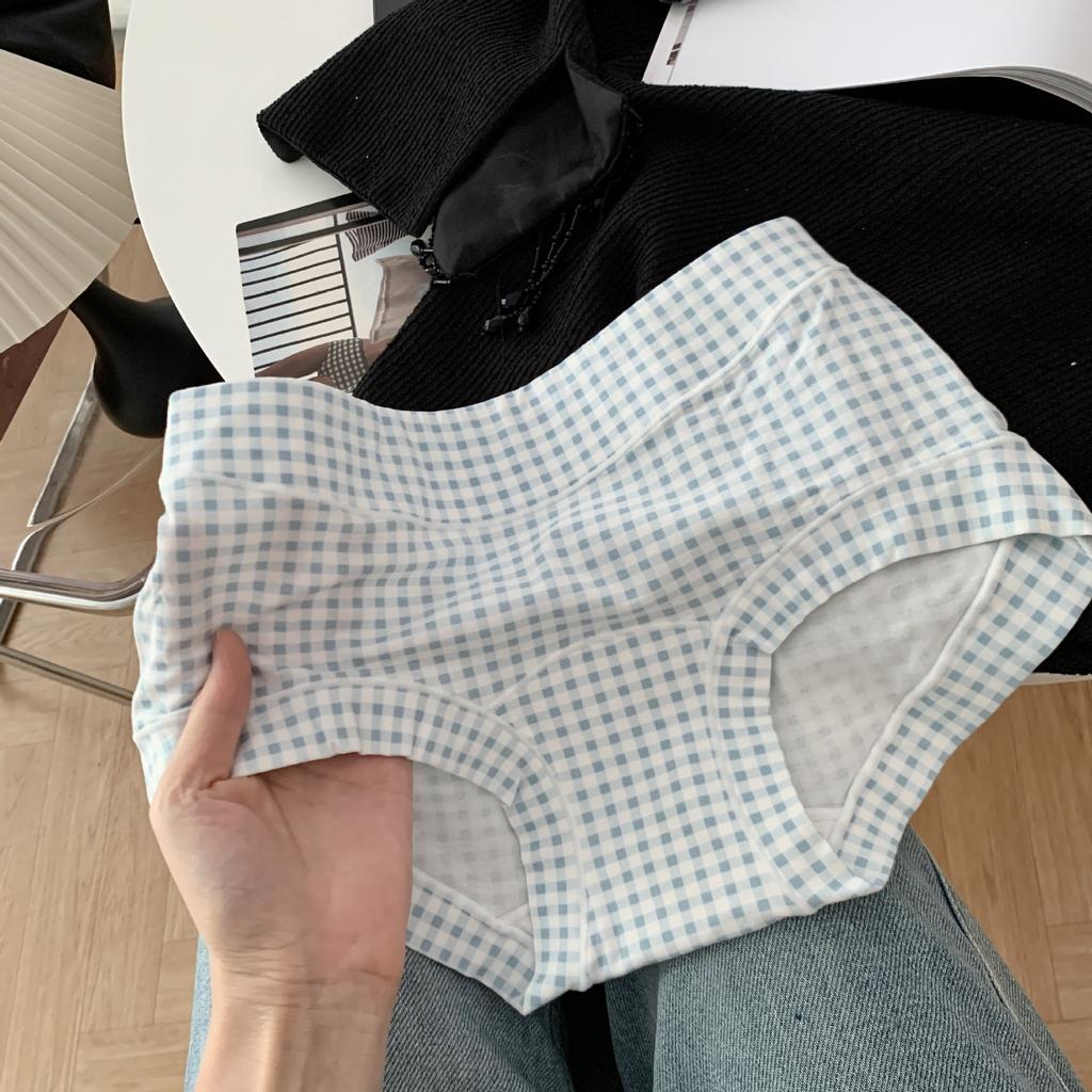 Large Size Ladies Spring and Autumn Small Floral Fresh Cotton Crotch Panties