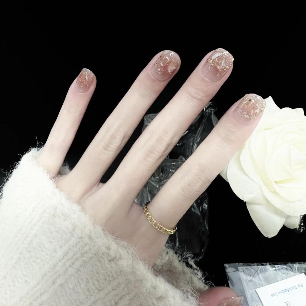 Simple French Gradient Detachable Press-On Nails: Short, Whitening False Nail Tips.