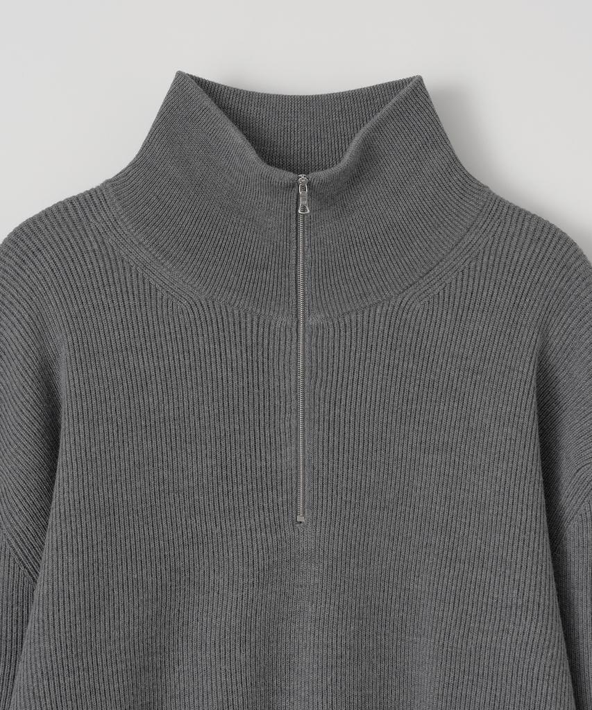 ANOTHER OFFICE Volume Half Zip-Up Knit (Pebble)
