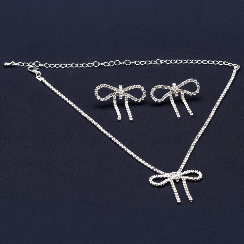 Elegant And Rhinestone Bow Necklace Earring Set Shining Claw Chain Suitable For Parties And Gifts Fashion Accessories For All Seasons