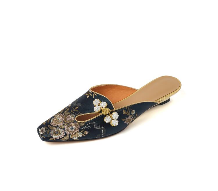Fashion NEW Summer Women Mules Cotton Fabric Shoes for Women Square Toe Low Heel Slippers Cover Toe Slingback Sandals Embroidery Shoes