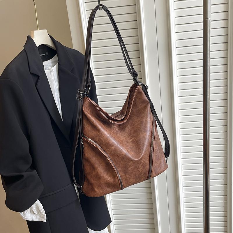 Large Capacity Anti-theft Backbag Women Europe and America Commute Shoulder Bag Designer Motorcycle Bag Pu Leather Bucket Totes