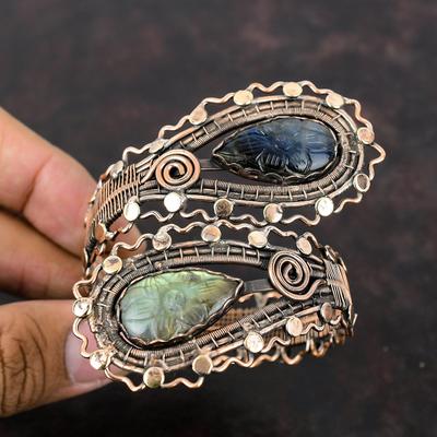 სამკაულები და ბიჟუტერია