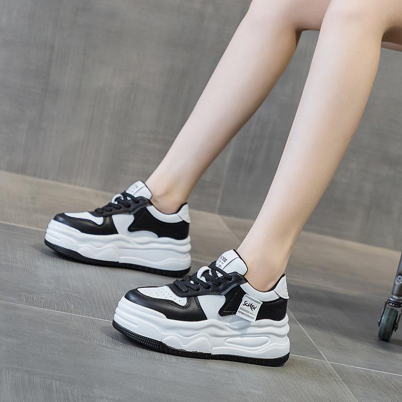 Little white shoes 2025 spring new thick-soled heightening leather board shoes women's 7CM muffin bottom small breathable classic