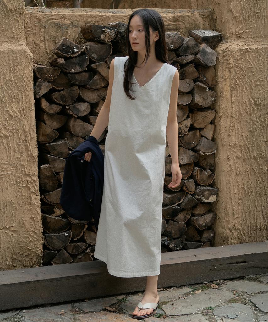 Wednesday Oasis For Woman V-Neck Layered Long Sleeveless Dress_Ivory(W26Ops01)