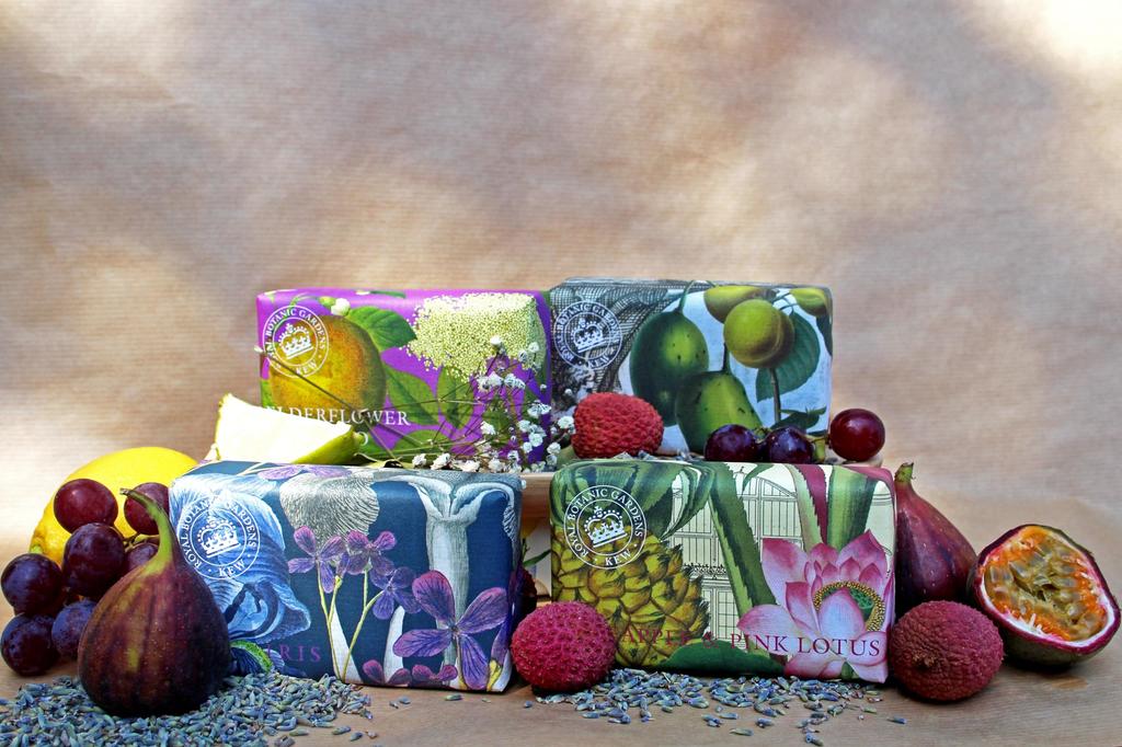 Sanwa Trading English Soap Company KEW GARDEN Luxury Shea Soaps Elderflower Pomelo &