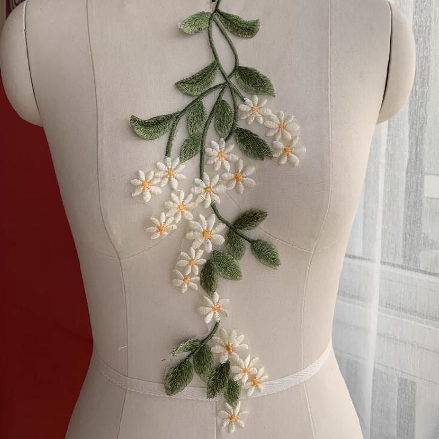 1Pair Green Leaf Daisy Flower Patch Sewing Applique Crafts Repair Decoration