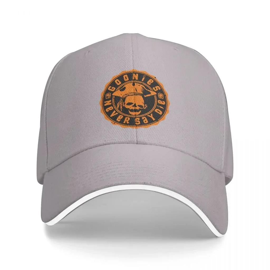 Goonies Never Say Die Di Alyssa X Kotai Cappellino da Baseball Cappello Trucker Casual Estivo Uomo Donna Tennis Skate Cappellino Snapback