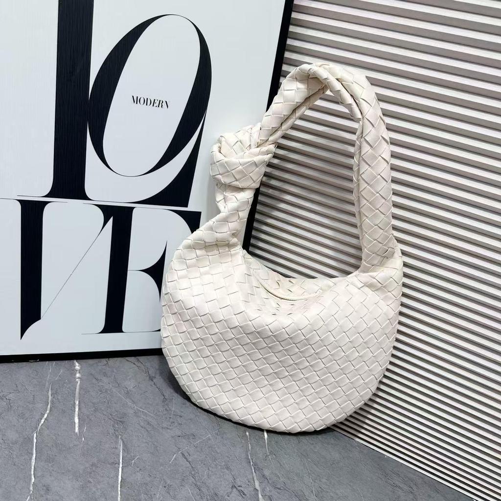 Handmade Woven Croissant Bag - Knotted Single Shoulder Underarm Tote