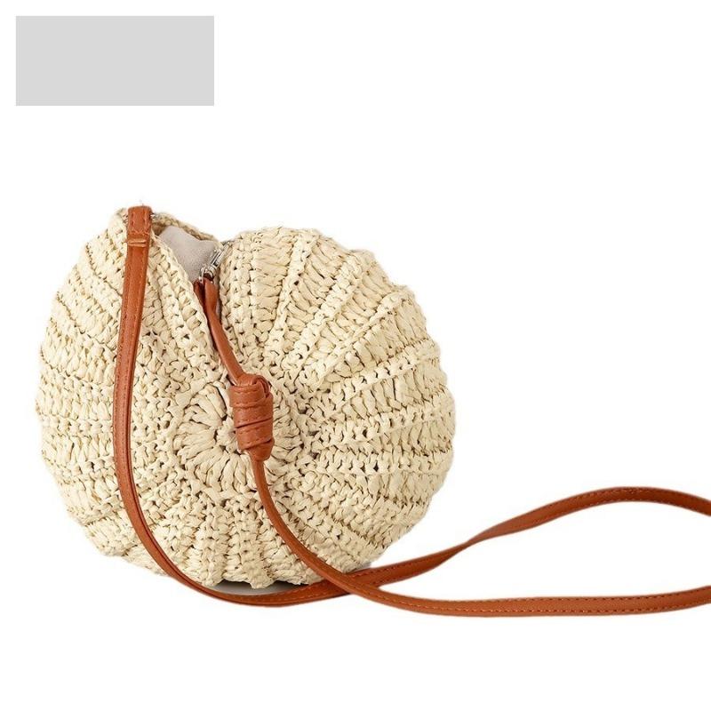 Niedliche handgewebte Strohtasche Häkel-Muschel-Kordelzugtasche PU-Schulterriemen Umhängetasche Sommer-Strandtasche