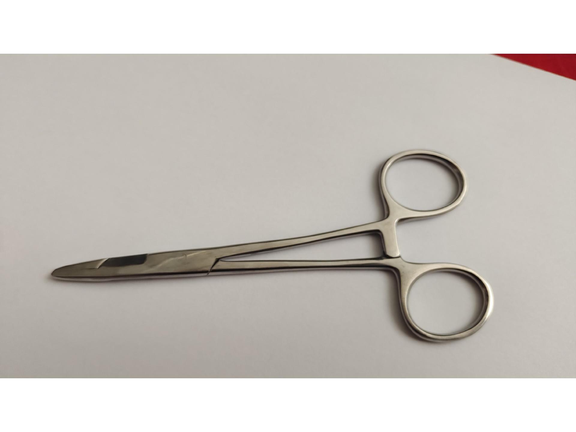 

Голкотримач з нержавіючої сталі - повний захват, товсті та тонкі голки, розміри 12,5 см, 14 см, 16 см, 20 см.