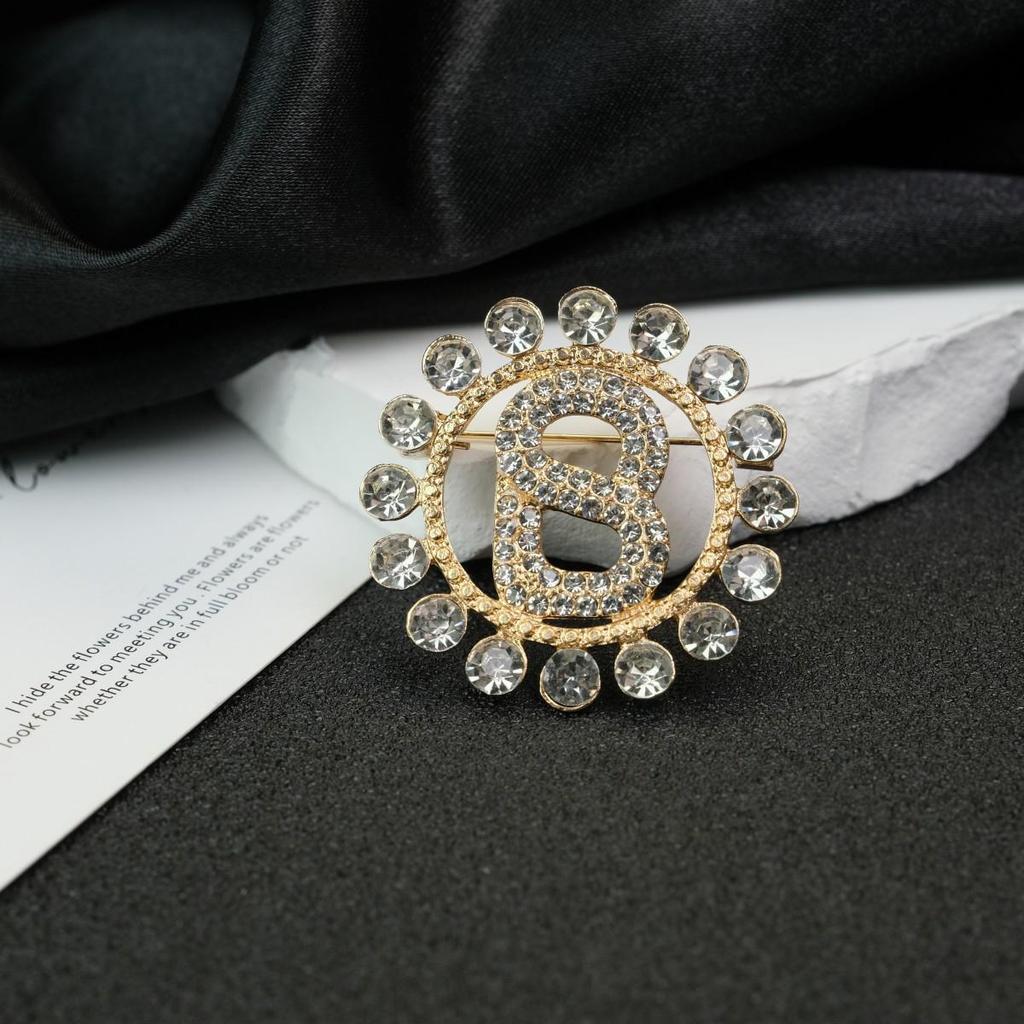 Elegant Diamond B-shaped Alloy Brooch Pin - Versatile Corsage Accessory