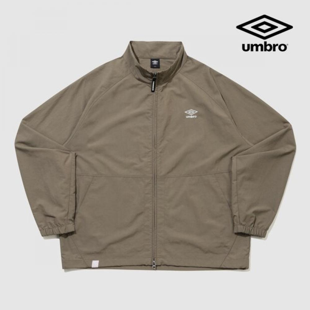 Umbro Classic Stand Neck Warm Up Jacket Ur121cjk31 Dbr Braun/090