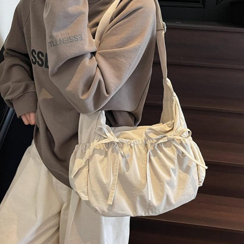 Fashion Nylon Shoulder Bag Bow Decor Large Capacity Lightweight Crossbody Bag Multi-pocket Commuter Bag Versatile Women's Bags