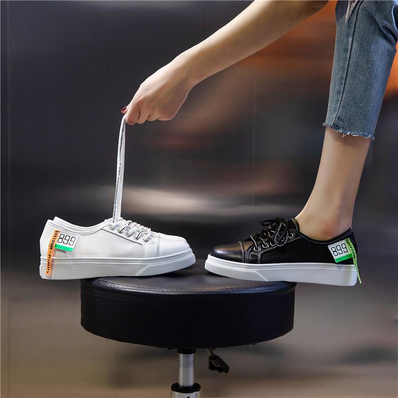 Spring and Summer 2025 This Flat-bottomed Single Shoe Women's Leisure Sports Running Breathable Little White Shoes Women's Net-penetrating Leather Wom