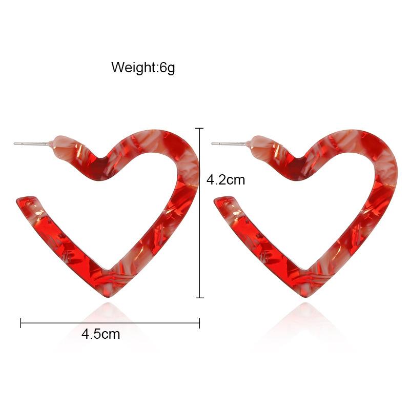 European, American, Japanese, and Korean fashionable leopard print earrings acrylic sweet and sexy heart-shaped earrings