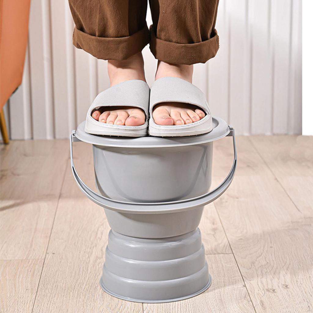 Spittoon Urinal with Lid Chamber Pot Practical Portable Potty Bucket for Indoor Adults