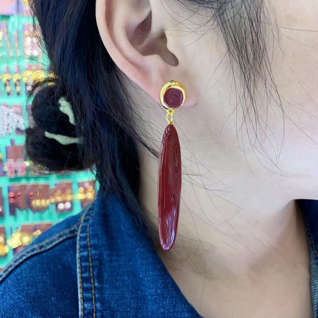 New French Retro Feng Shui Drip Shaped Earrings, Versatile and High-end, Hanging Long Earrings and Earrings