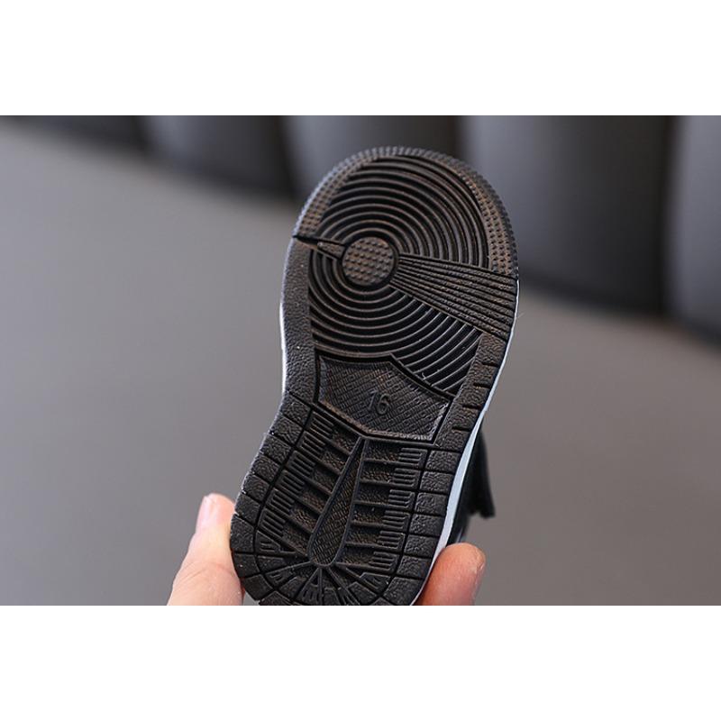 Sports Shoes, Unisex Children's Skateboard Shoes, Winter Cotton Shoes, Korean Style Baby Shoes for Boys and Girls, Soft-Soled Walking Shoes.
