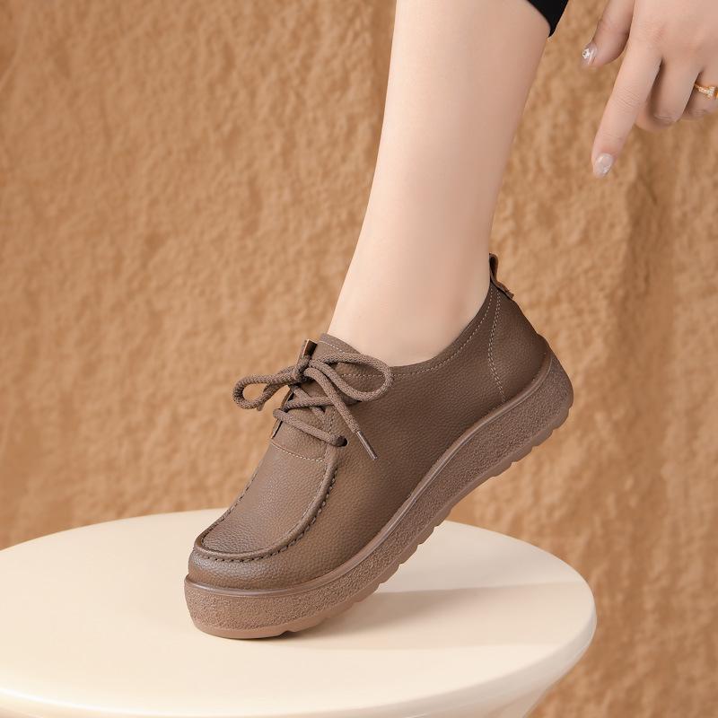 Wiosna Jesień Damskie Mokasyny na Platformie Płaskie Miękkie Damskie Buty Casual Markowe Czarne Brązowe Wygodne Duży Rozmiar 41