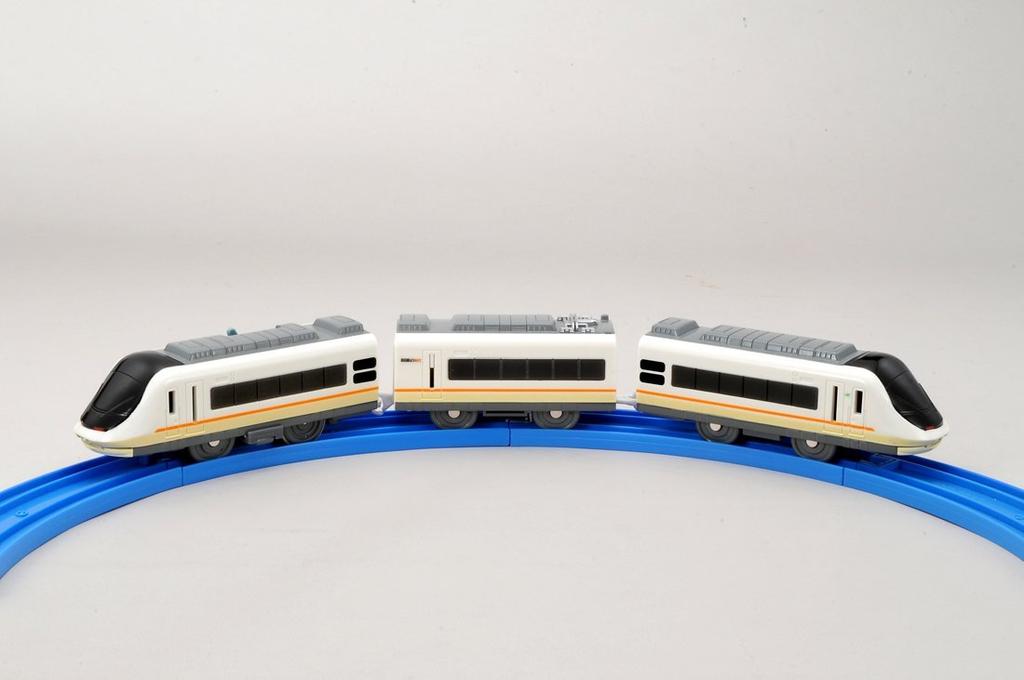 Plarail I Love You Fun Train Series Kintetsu Urban Liner Next Too!