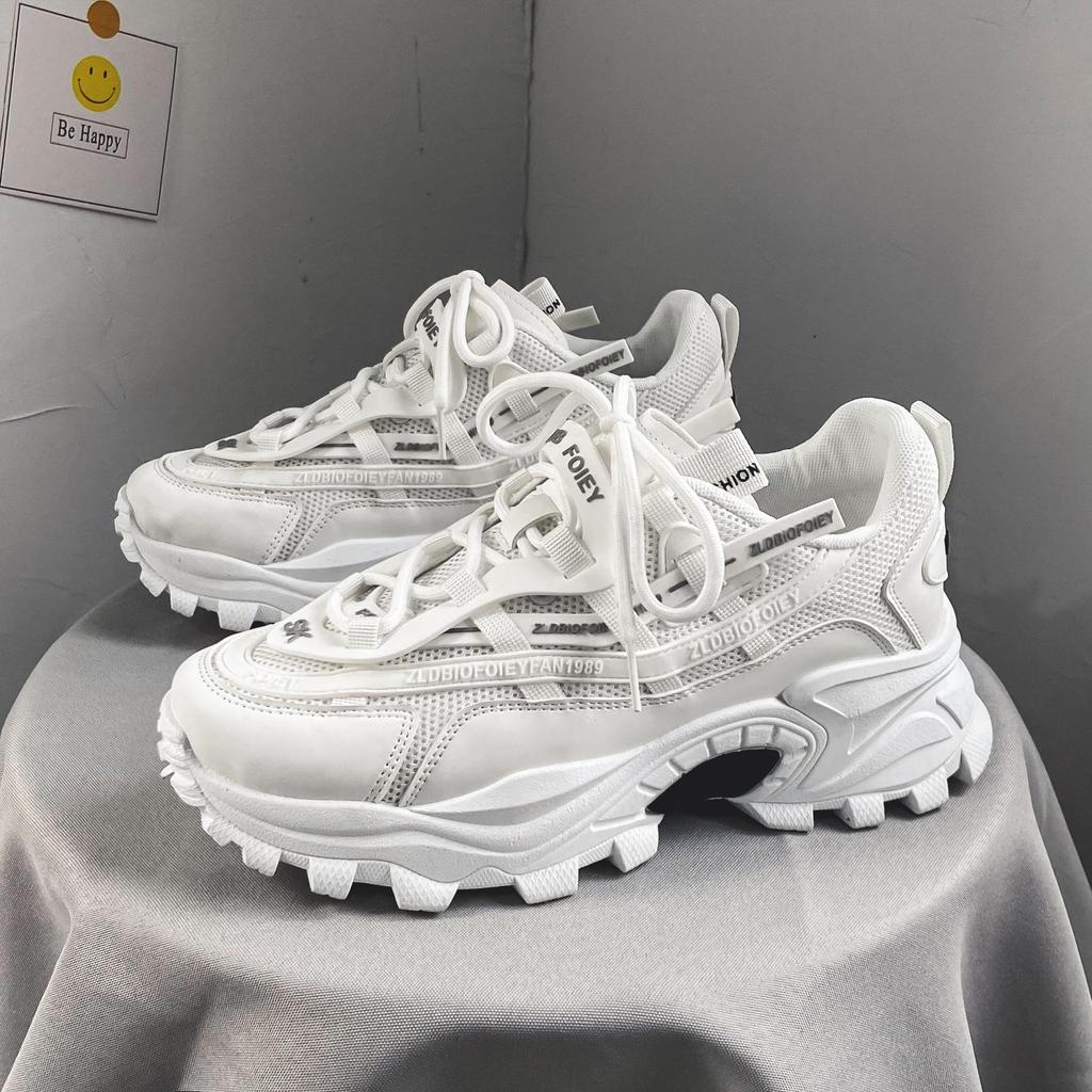 2024 Spring and Autumn New Men's Breathable Mesh Sports Fashion Versatile Casual Shoes Outdoor Running Shoes sneakers men