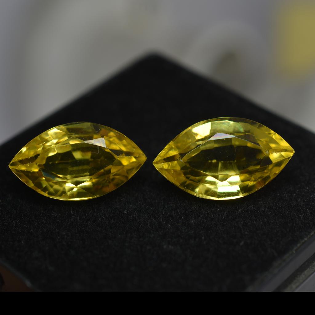 Natural Yellow Sapphire   18.89 Carat Marquise Cut Loose Gemstone Pair