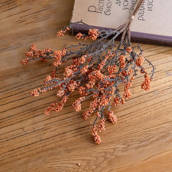 4 Pcs Artificial Berry Stems Faux Fruit Branch Realistic Fake Plants Ornaments for Christmas Wreath Crafts Wedding Party Winter Home Decor