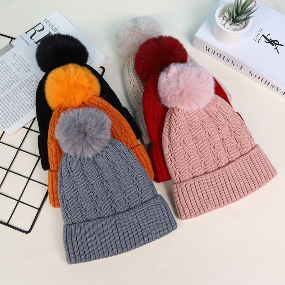 Winter Warm Pullover Cap with Fluffy Ball Beanies Cap Fashion Knitted Hat for Male Female
