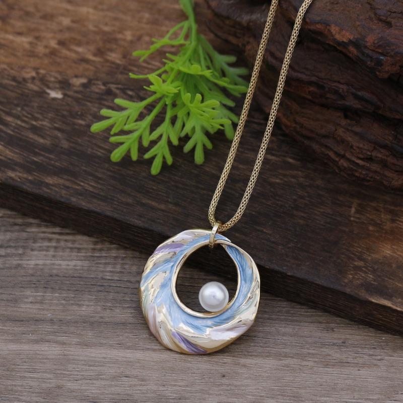 New Enamel Color Hollow Ring Pendant, Women's Creative Simplicity and High Sense Irregular Ring Necklace