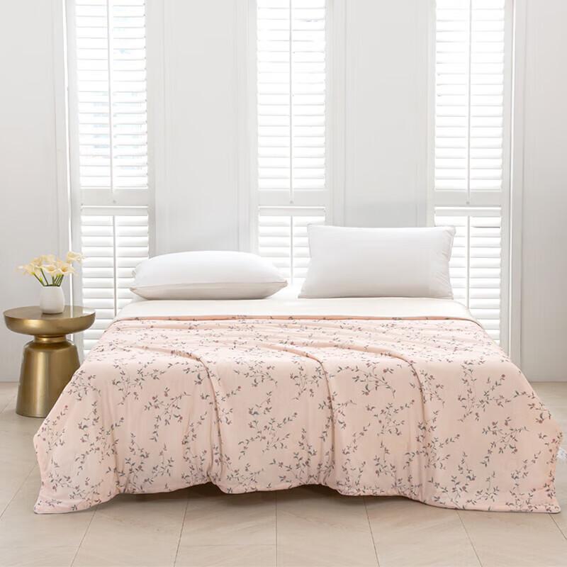 

Dohia Summer Fiber Comforter 152*218cm