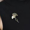 Retro Elegant Ginkgo Leaf Brooches for Women Fashion Rhinestone Flower Plant Lapel Pins Wedding Party Corsage Bijoux De Luxe