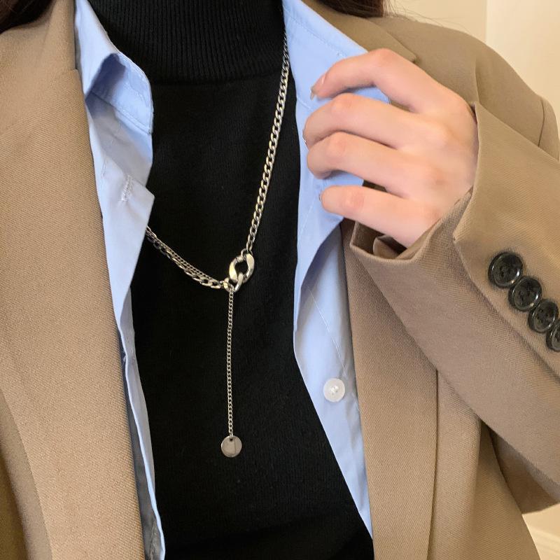 2024 silver buckle chain necklace women's autumn and winter design sense niche sweater chain ins hip hop trendy sweater chain