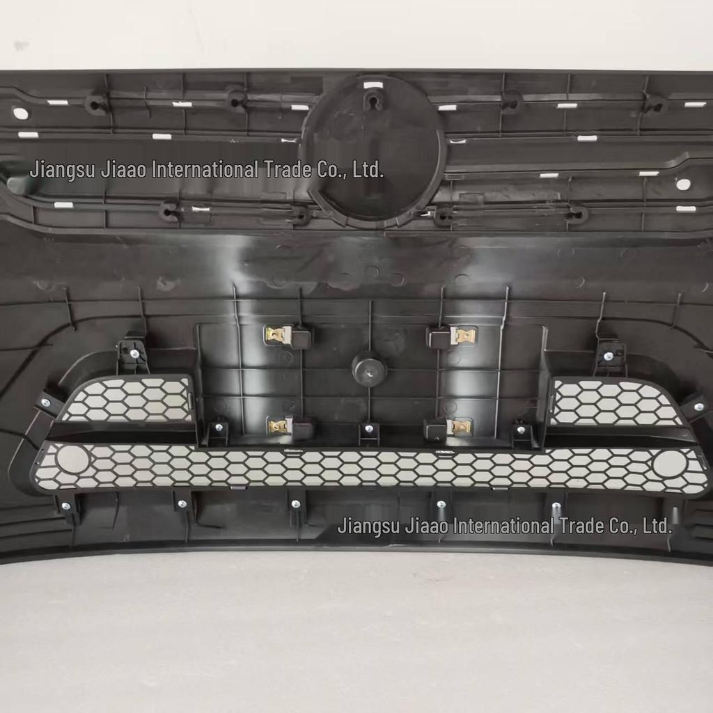 Compatible with Foton Xiangling M1 Bumper Assembly L0531020118A0