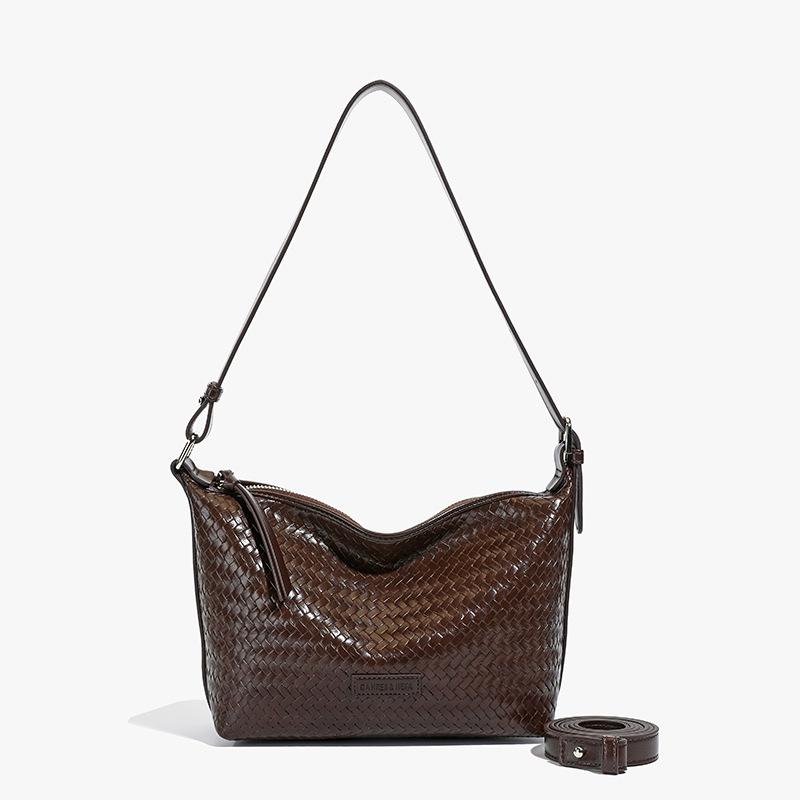 Retro bag women's large capacity 2025 new versatile casual shoulder underarm bag texture work commuter messenger bag