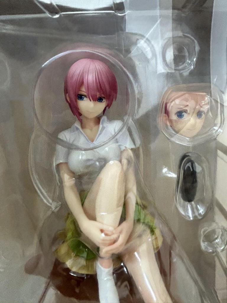 [USED] The Quintessential Quintuplets Nakano Ichika figure by Kotobukiya and Kotobukiya